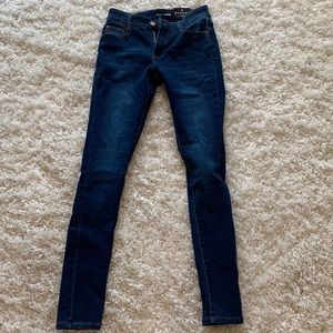 Size 3 Fashionova make some noise skinny jeans